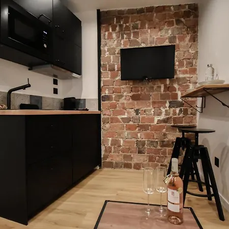 T1 Prestige Montmartre Apartment *