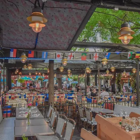 T1 Prestige Montmartre * Paris